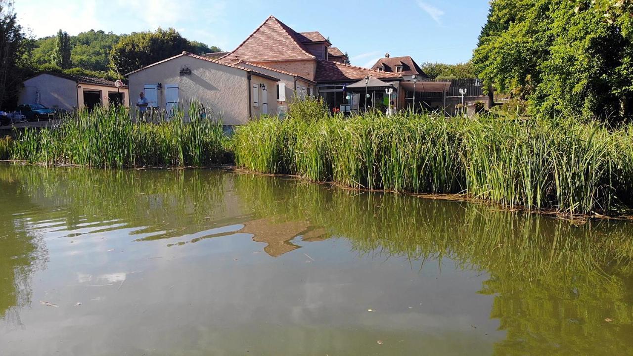 Le Domaine De L'Etang De Sandanet Issac Bagian luar foto